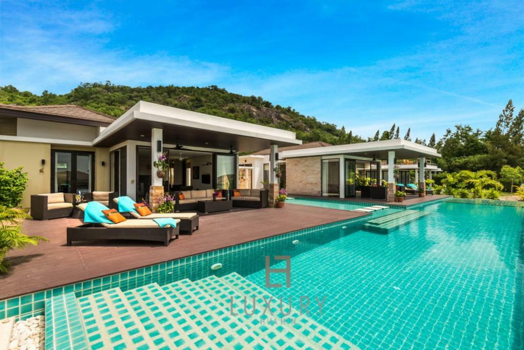 5 Bedroom Amazing Pool Villa In Resort Ts1 HHQ Exteriér fotografie
