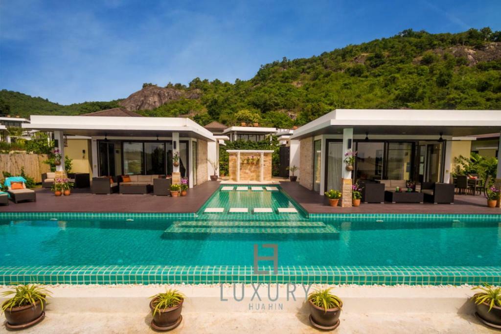 5 Bedroom Amazing Pool Villa In Resort Ts1 HHQ Exteriér fotografie